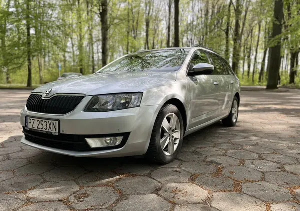 tłuszcz Skoda Octavia cena 33000 przebieg: 223940, rok produkcji 2015 z Tłuszcz